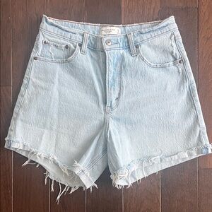 A&F The Dad Short High Rise Light Wash Denim Cutoffs- Women